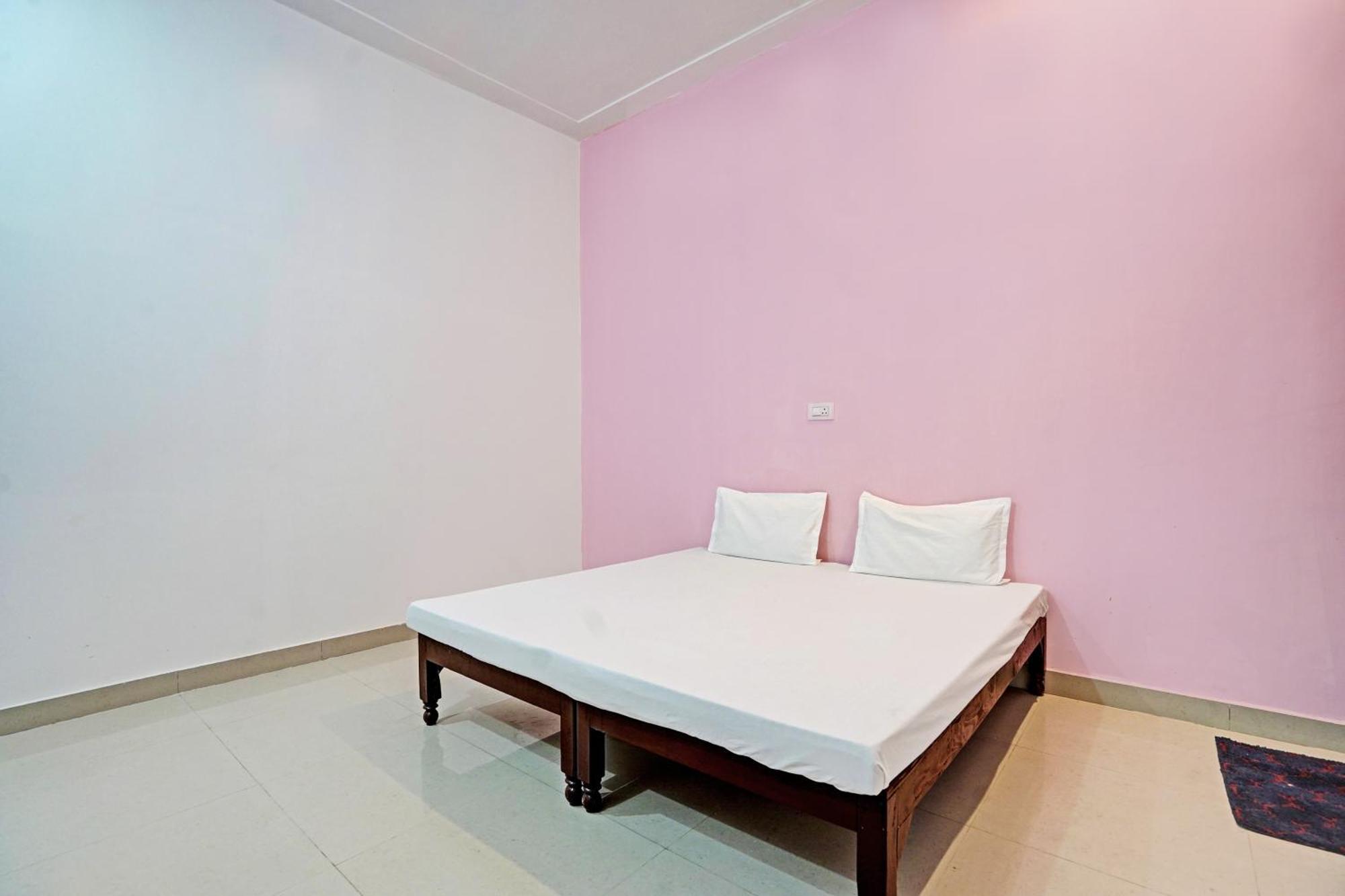Hotel O Parth Logistics Dhāruhera Екстериор снимка